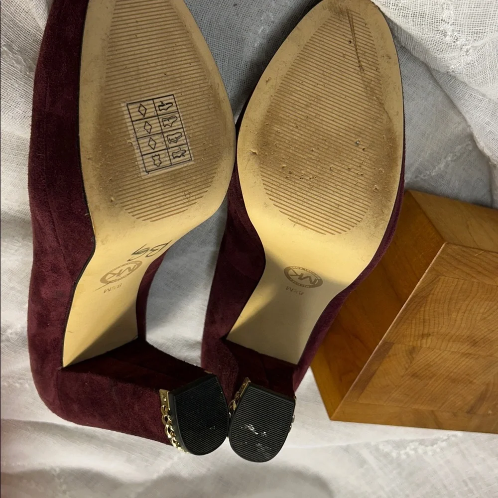 Michael Michael Kors elegant classic pump heels